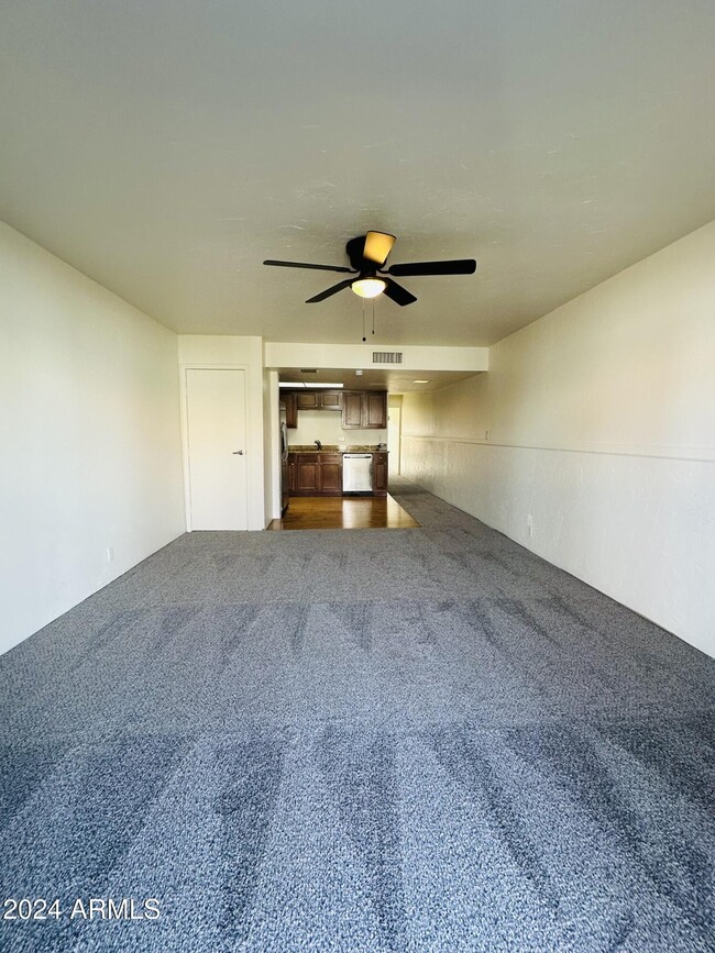 Building Photo - 6818 N 35th Ave