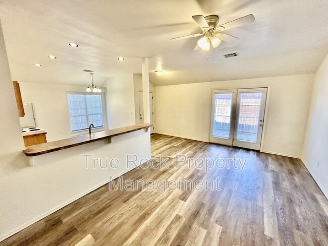 Building Photo - 1412 S Mississippi Ave