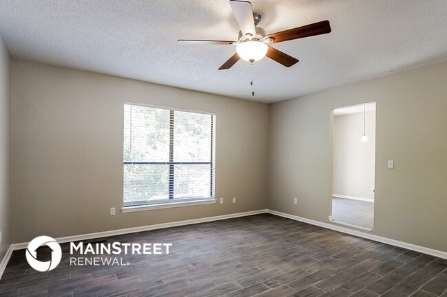 Foto del edificio - 1629 5 Acre Rd