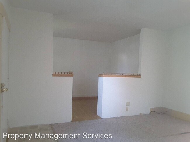 Building Photo - 3 br, 1 bath House - 808 S. 8th St.*
