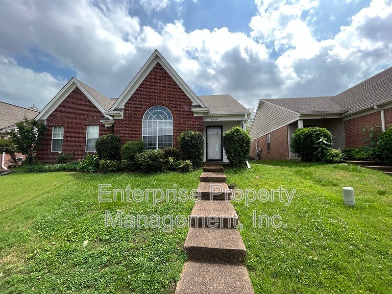 Primary Photo - 6869 Century Oaks Dr