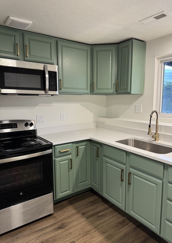 Foto del edificio - 5385 Baringwood Cir