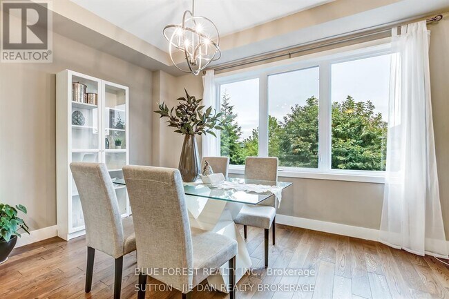 Photo du bâtiment - 1960 Dalmagarry Rd