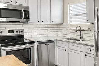 Building Photo - 7811 Millstone Dr