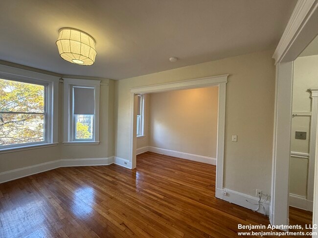 Foto del edificio - 1371 Commonwealth Ave