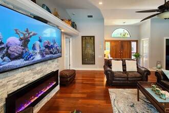 Building Photo - 28450 Winthrop Cir