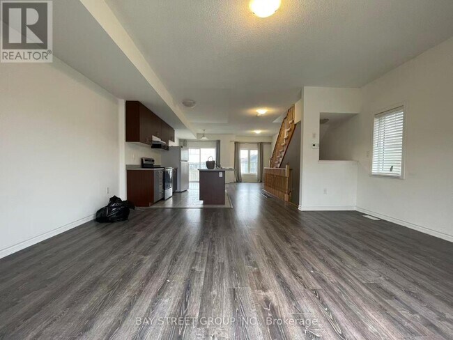 Building Photo - 53 Shelburne Ave