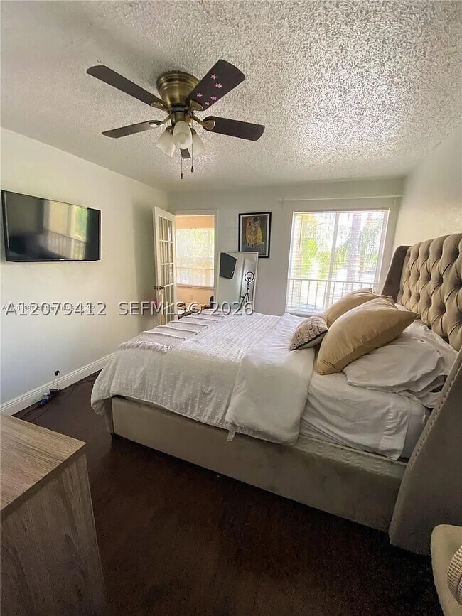 Foto del edificio - 13090 Vista Isles Dr
