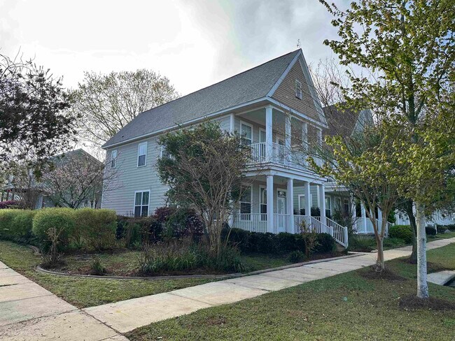 Foto del edificio - 3659 Longfellow Rd