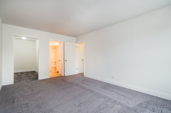 Foto del edificio - 900 Perrie Dr