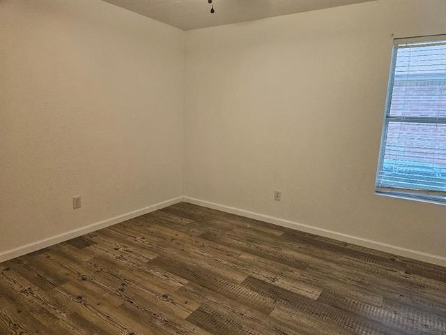 Foto del edificio - 2705 Cedar Crest Dr