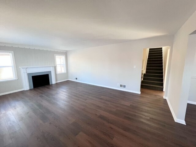 Foto del edificio - 3807 Denwood Dr