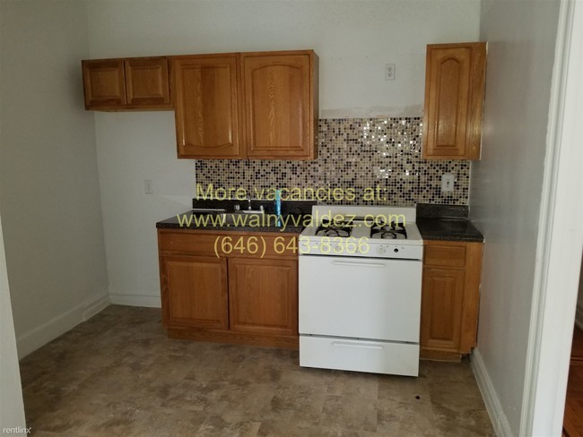 Building Photo - 1 br, 1 bath  - 2146 Barnes Ave
