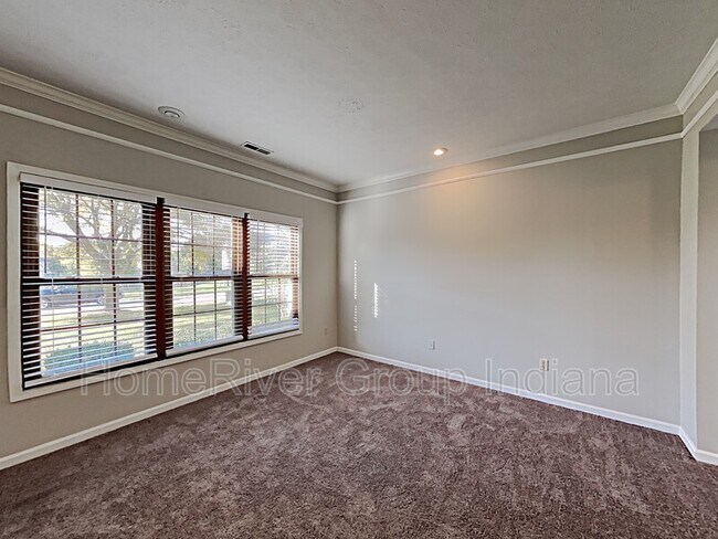 Foto del edificio - 14960 Beacon Blvd
