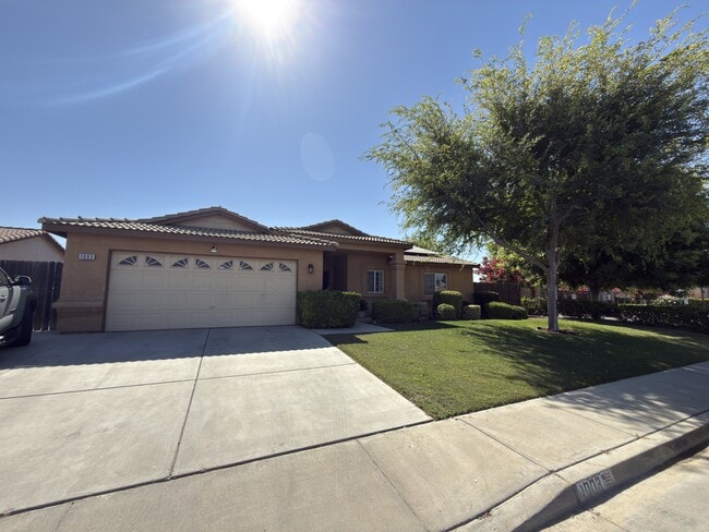 Building Photo - 1003 Vallejo Dr