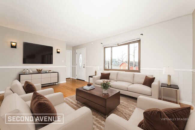 Foto del edificio - 2015 Plainview Ave