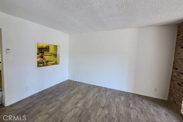 Foto del edificio - 26976 Mill Pond Rd