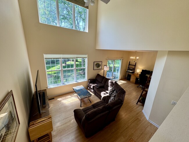 Building Photo - 543 Shakespeare Dr