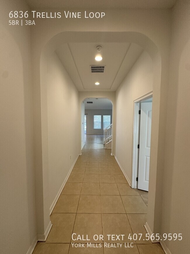 Foto del edificio - 6836 Trellis Vine Loop