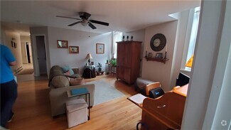 Building Photo - 21 Idlewild Ave
