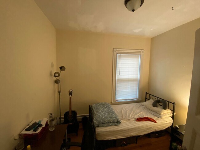 Foto del edificio - 77 Hillside St