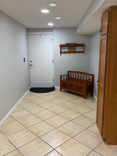 entry - 208 N 775 E