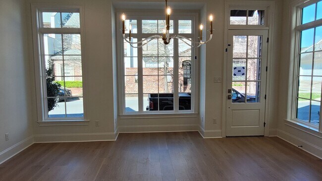 Foto del edificio - New Construction- Luxury Townhome in The Settlement at Willow Grove