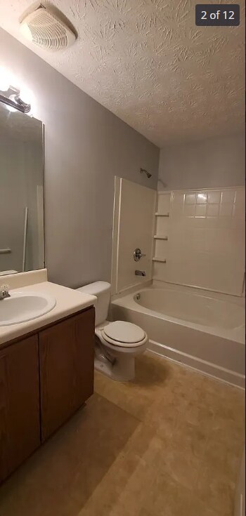 Foto del edificio - 17301 Waldrop Cove