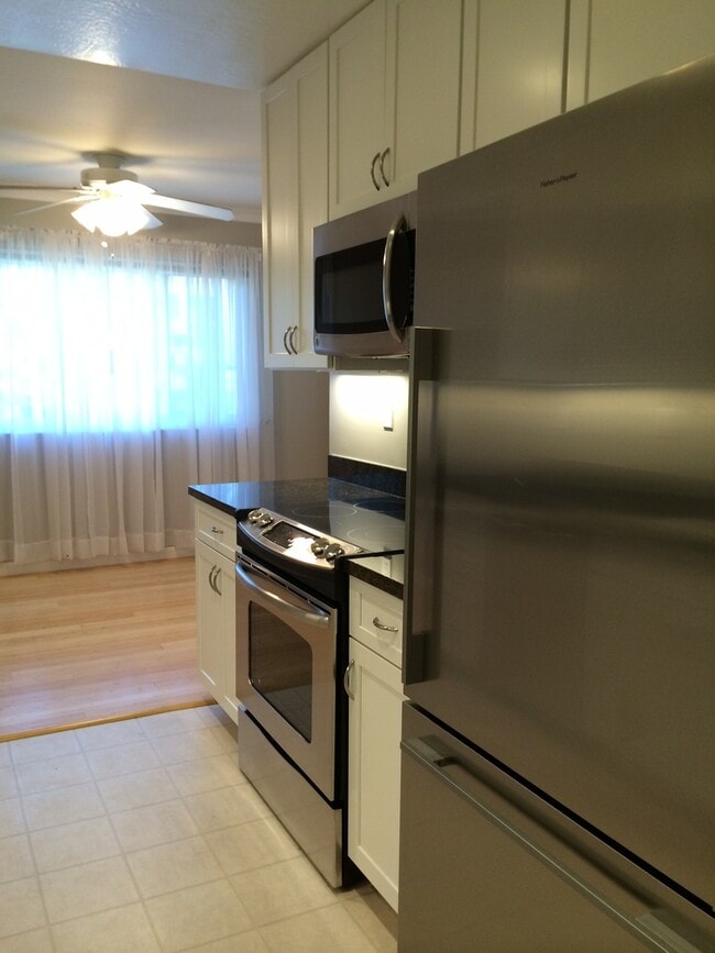 Interior Photo - Noel Oaks Apartments