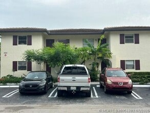 Building Photo - 7801 NW 35th Ct