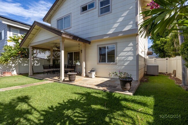 Foto del edificio - SF 3BR/2.5BA/2car garage in Ocean Pointe w...