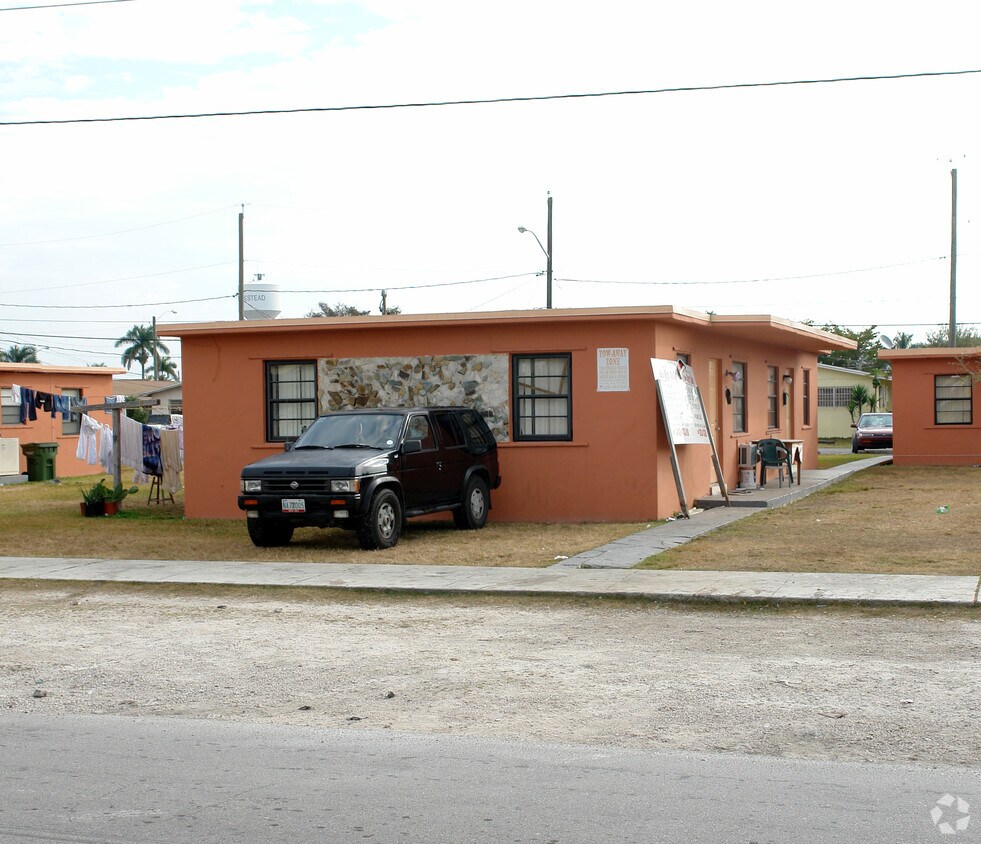 Foto del edificio - 633-649 NW 9th Ave