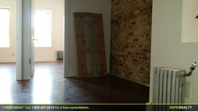 Building Photo - 587 Wilson Ave