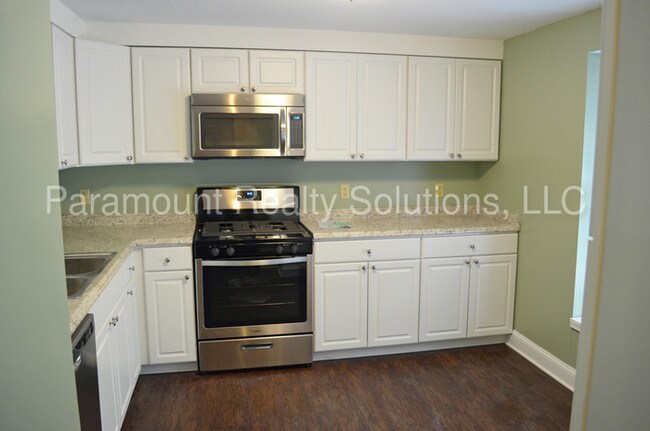 Building Photo - 7332 Shellburne Dr