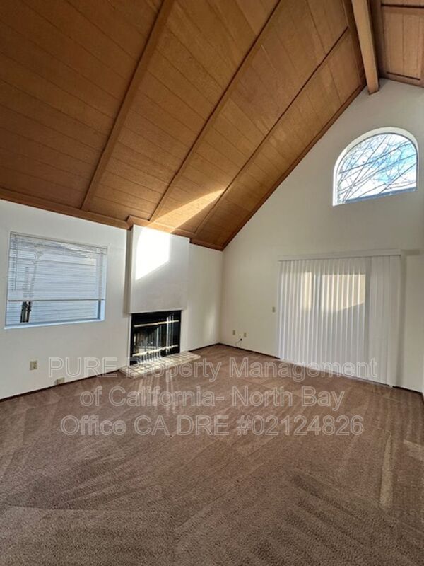 Building Photo - 3313 Yulupa Ave