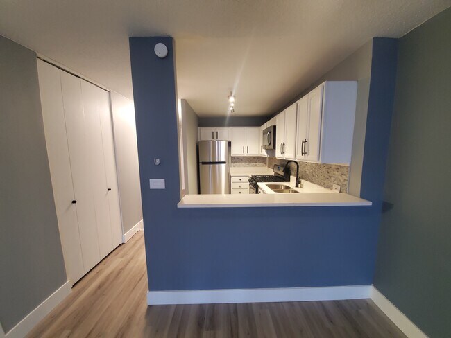 Foto del edificio - 6700 S South Shore Dr