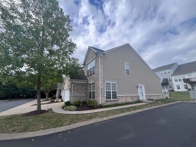 Foto del edificio - 220 Brushy Creek Ln