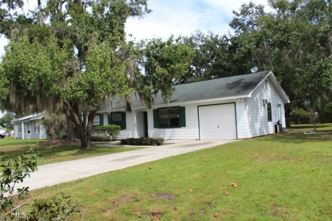 Building Photo - 413 Sunnyside Dr