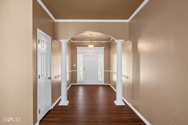 Building Photo - 406 Lavita Dr