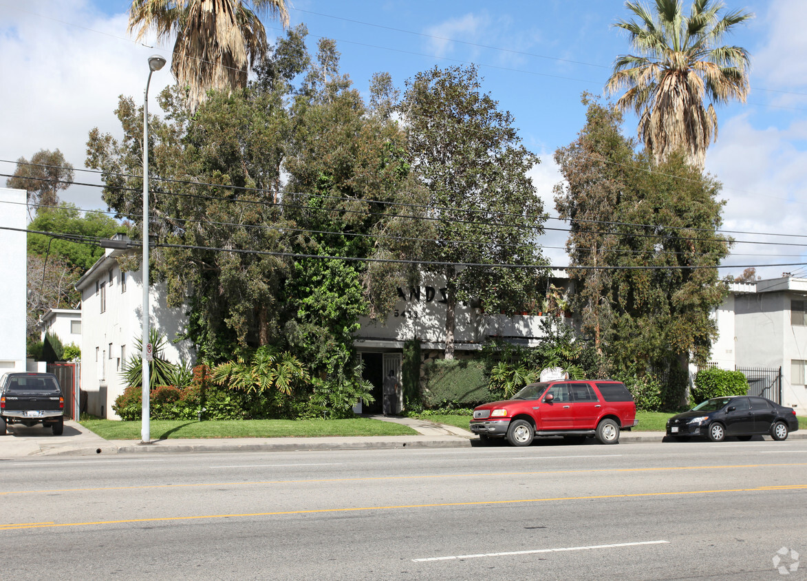 5433 Sepulveda Blvd - Multifamily in Sherman Oaks, CA | Westside Rentals