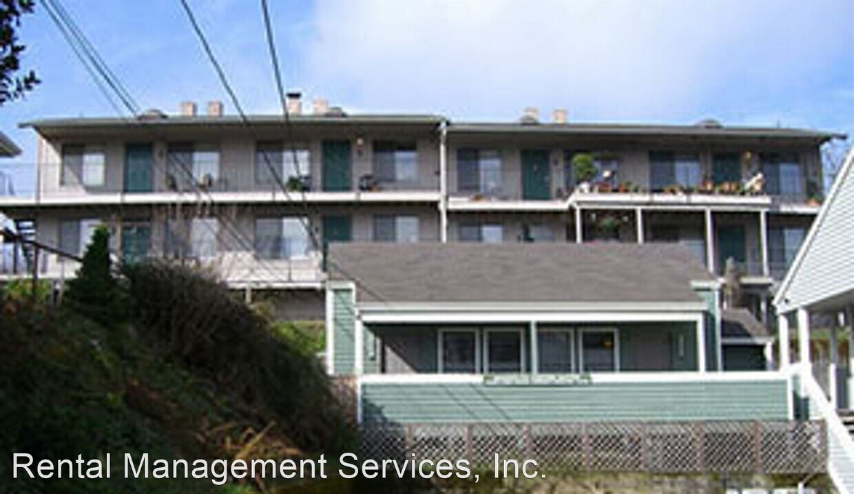 Primary Photo - 1118 SE Rhone St