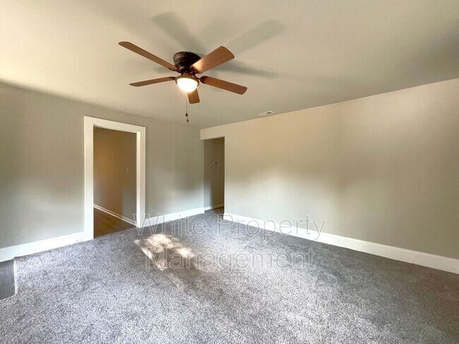 Foto del edificio - 706 Hillside St