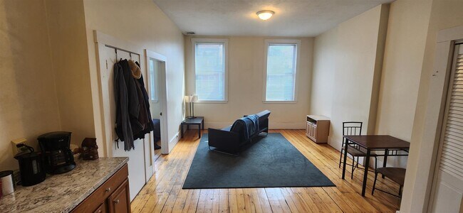 Foto del edificio - 1155 Cambridge St