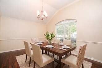 Building Photo - 6006 Lamb Creek