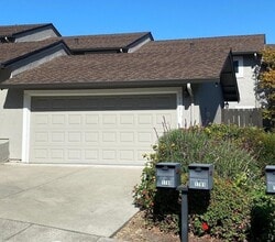 Building Photo - 1791 Lindo St