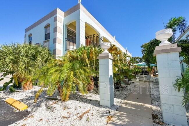 Foto del edificio - 321 24th Ave N