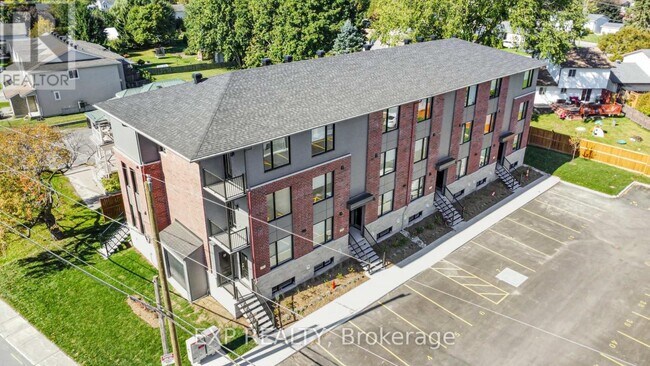 Photo du bâtiment - 251 Castor St