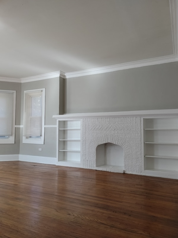 Building Photo - 7729 S Essex Ave