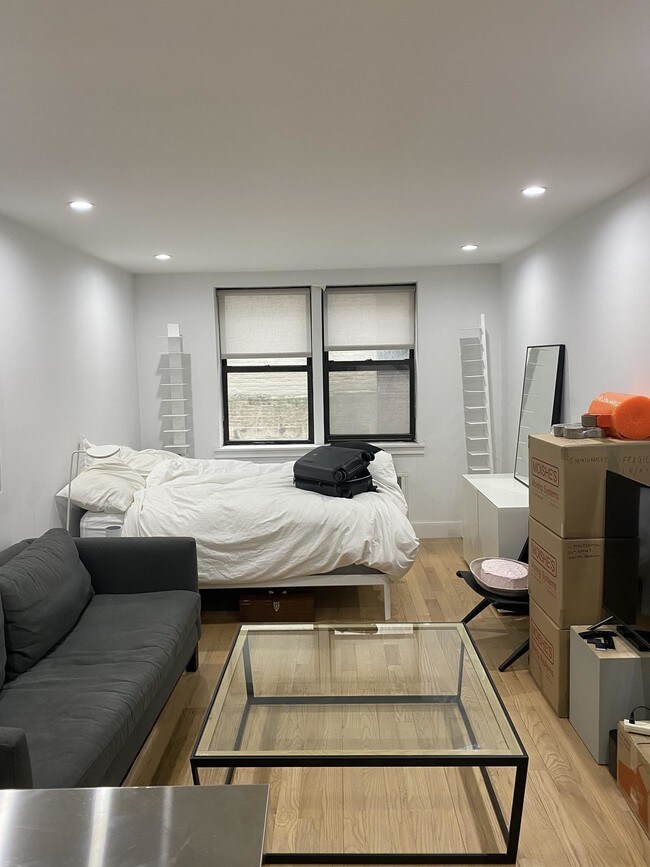 Building Photo - 21 Gramercy Park South
