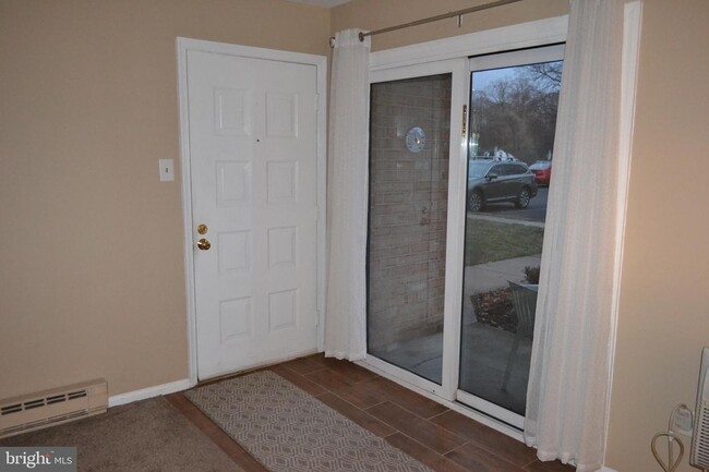 Foto del edificio - 612 N Shady Retreat Rd
